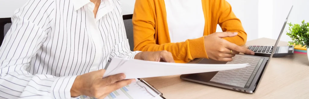 Què passa amb els comptes bancaris en un testament de l'un per a l'altre